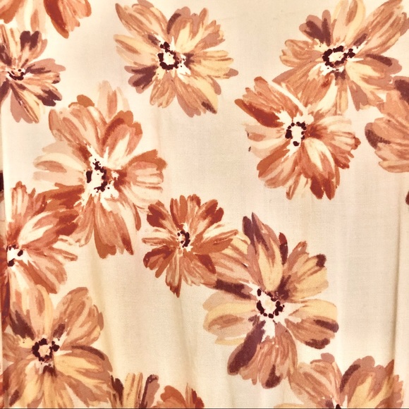 Peach Floral Sundress - Picture 2 of 7